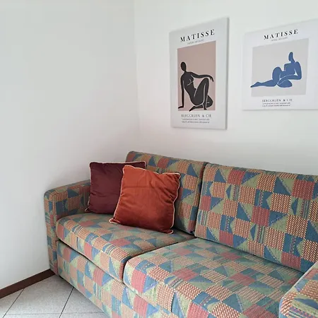 Casa Sofi By Quokka 360 - In Village Centre דירה