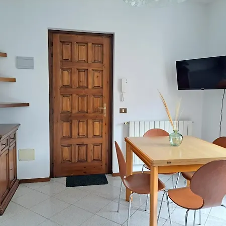 Casa Sofi By Quokka 360 - Near Castle Apartment *